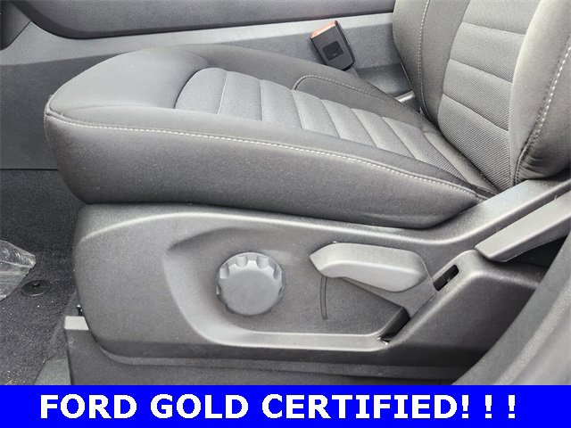 Used 2024 Ford Edge SE image 4