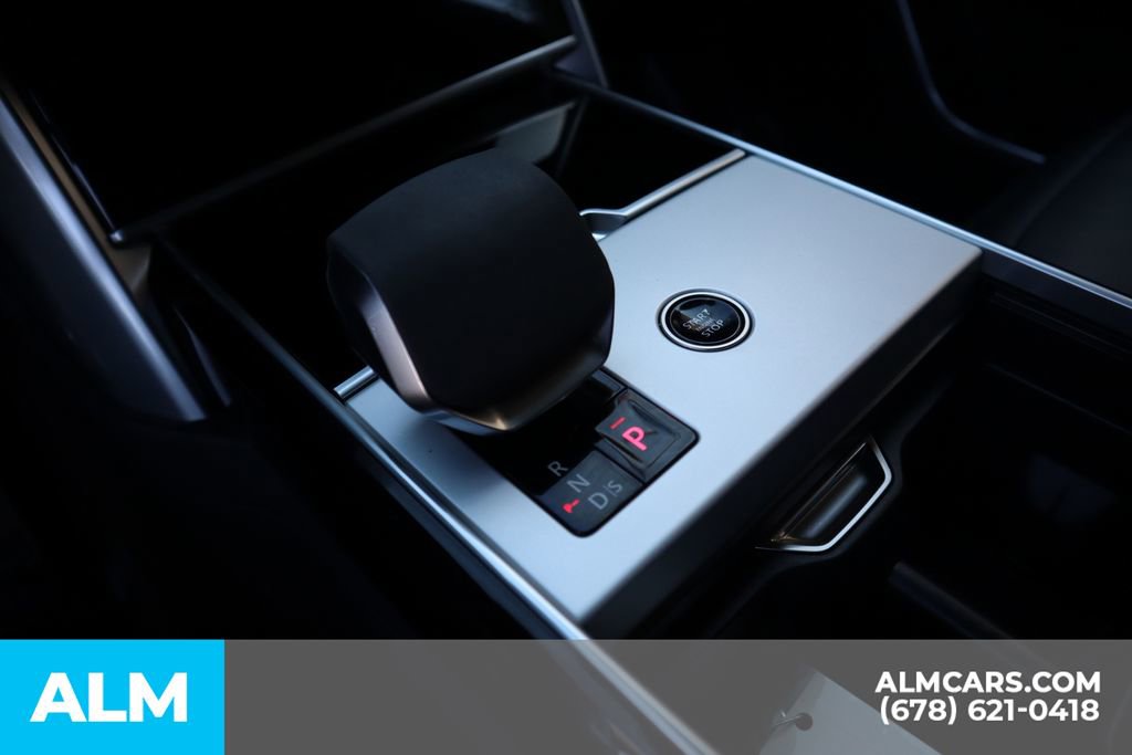 Used 2024 Land Rover Range Rover SE image 32