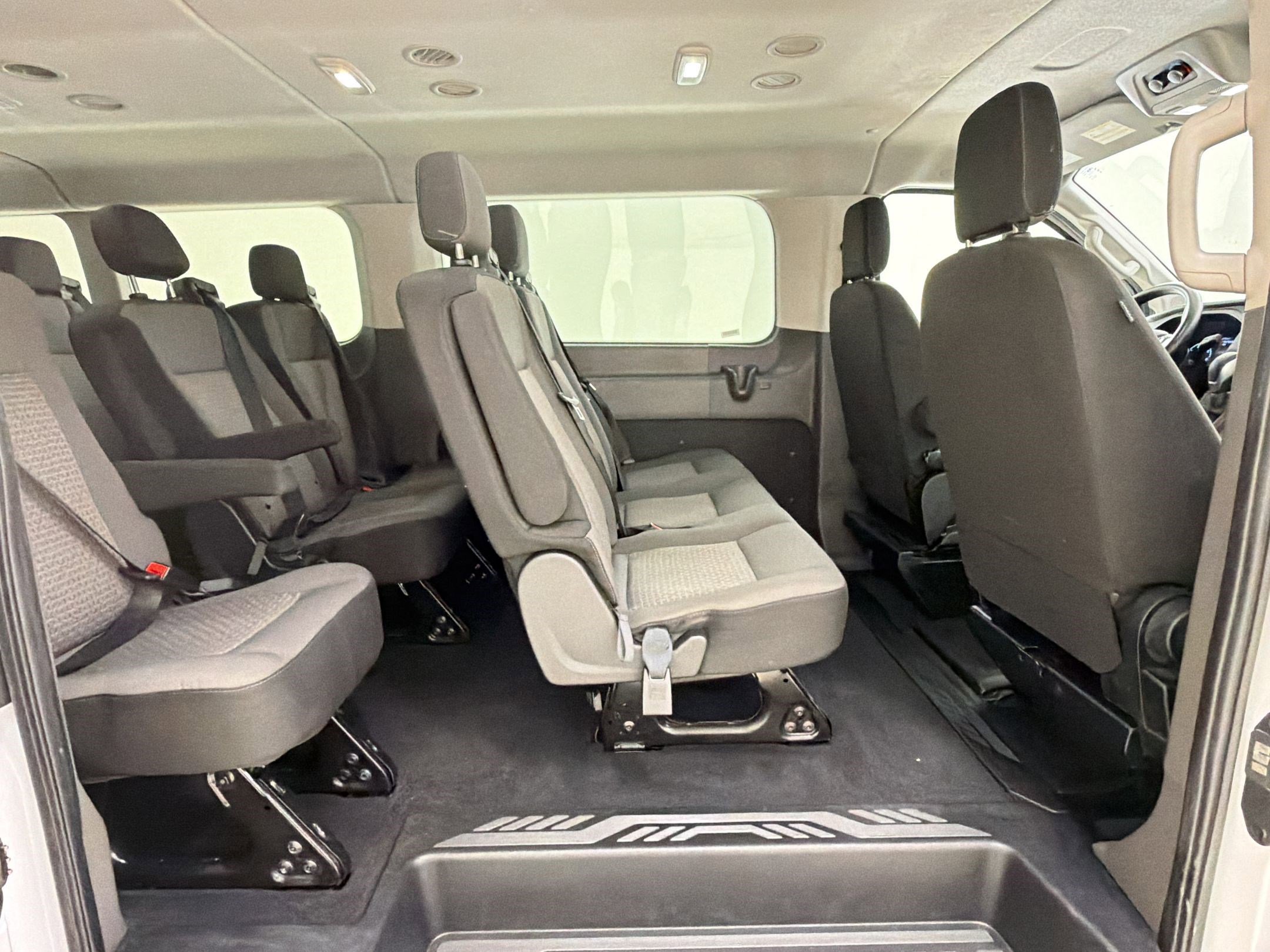 Used 2024 Ford Transit 350 XLT RWD image 28