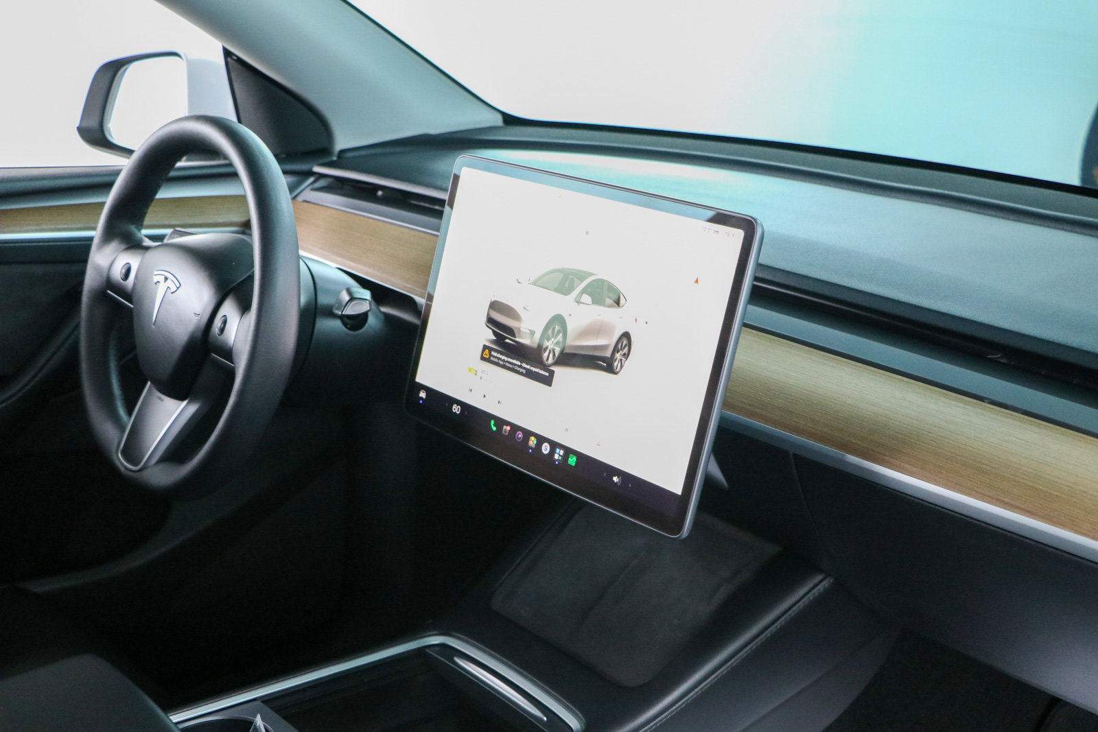 Used 2023 Tesla Model Y Long Range AWD/4WD image 23