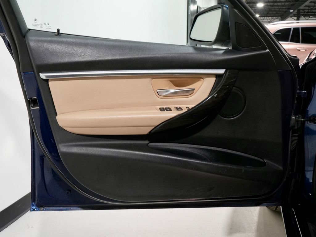 Used 2017 BMW 330i Sedan image 12