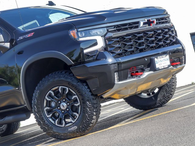 New 2026 Chevrolet Silverado 1500 ZR2 image 3