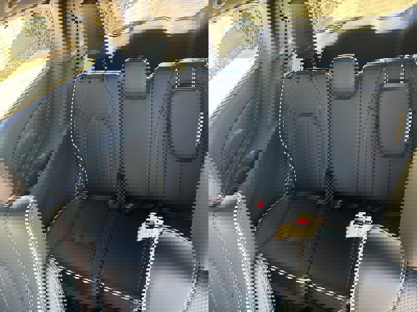 New 2026 Chrysler Pacifica Limited w/ Uconnect Theater Family Group image 23