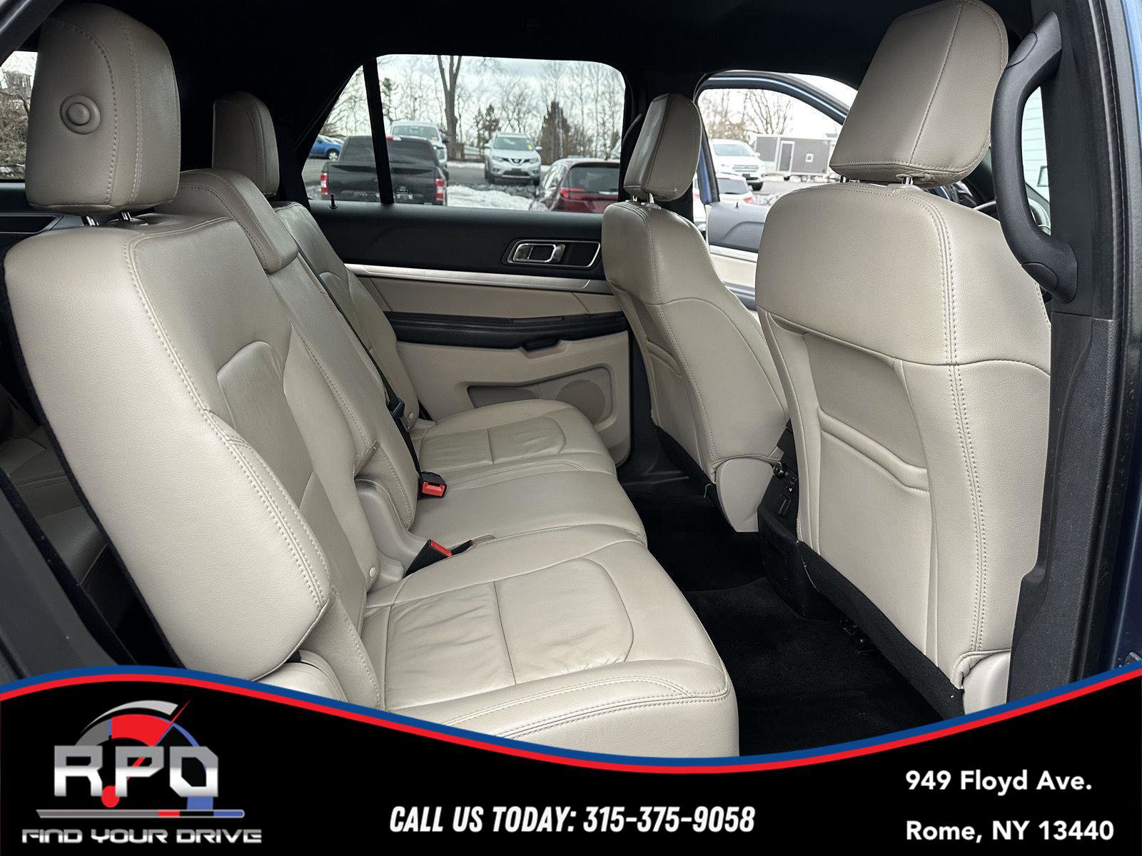 Used 2018 Ford Explorer XLT w/ Equipment Group 202A image 32