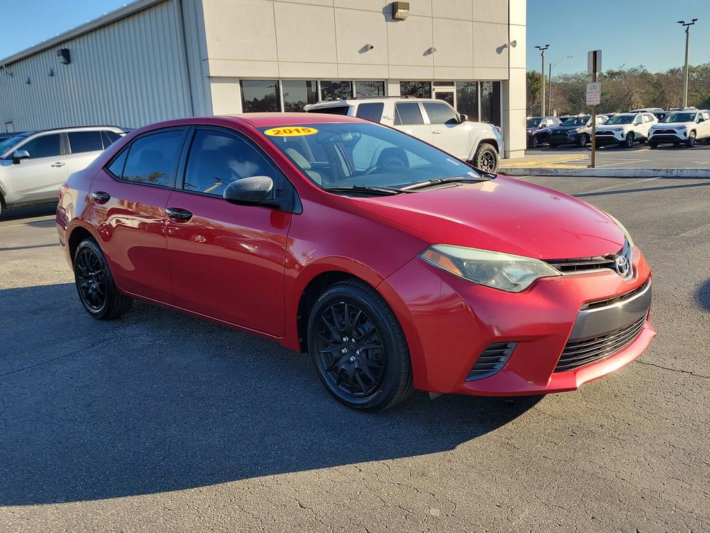 Used 2015 Toyota Corolla LE image 2