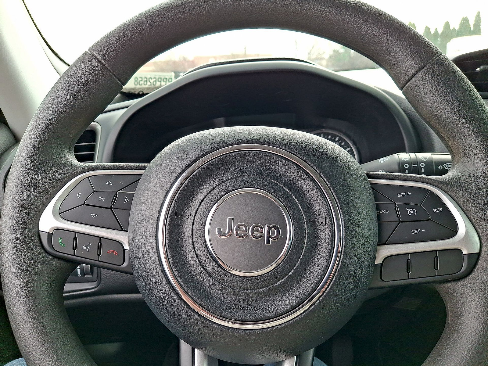 Used 2023 Jeep Renegade Latitude AWD/4WD image 16