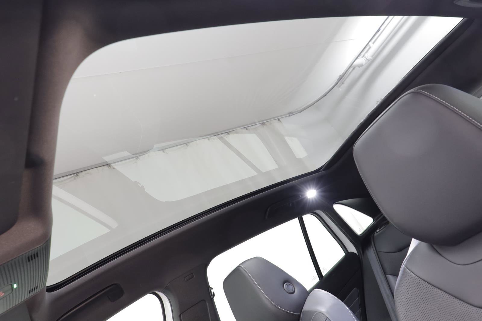 Used 2023 Volkswagen ID.4 Pro S image 15