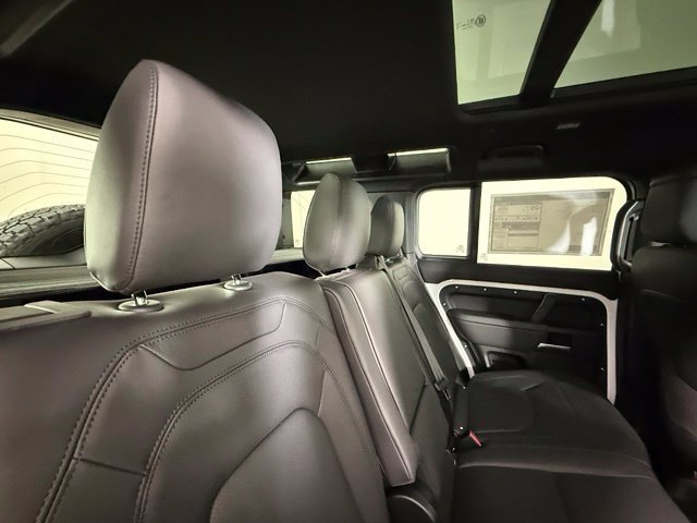 New 2026 Land Rover Defender 110 S AWD/4WD image 28