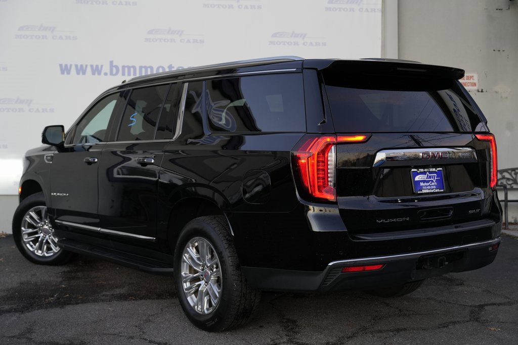Used 2021 GMC Yukon XL SLT w/ SLT Luxury Plus Package image 4