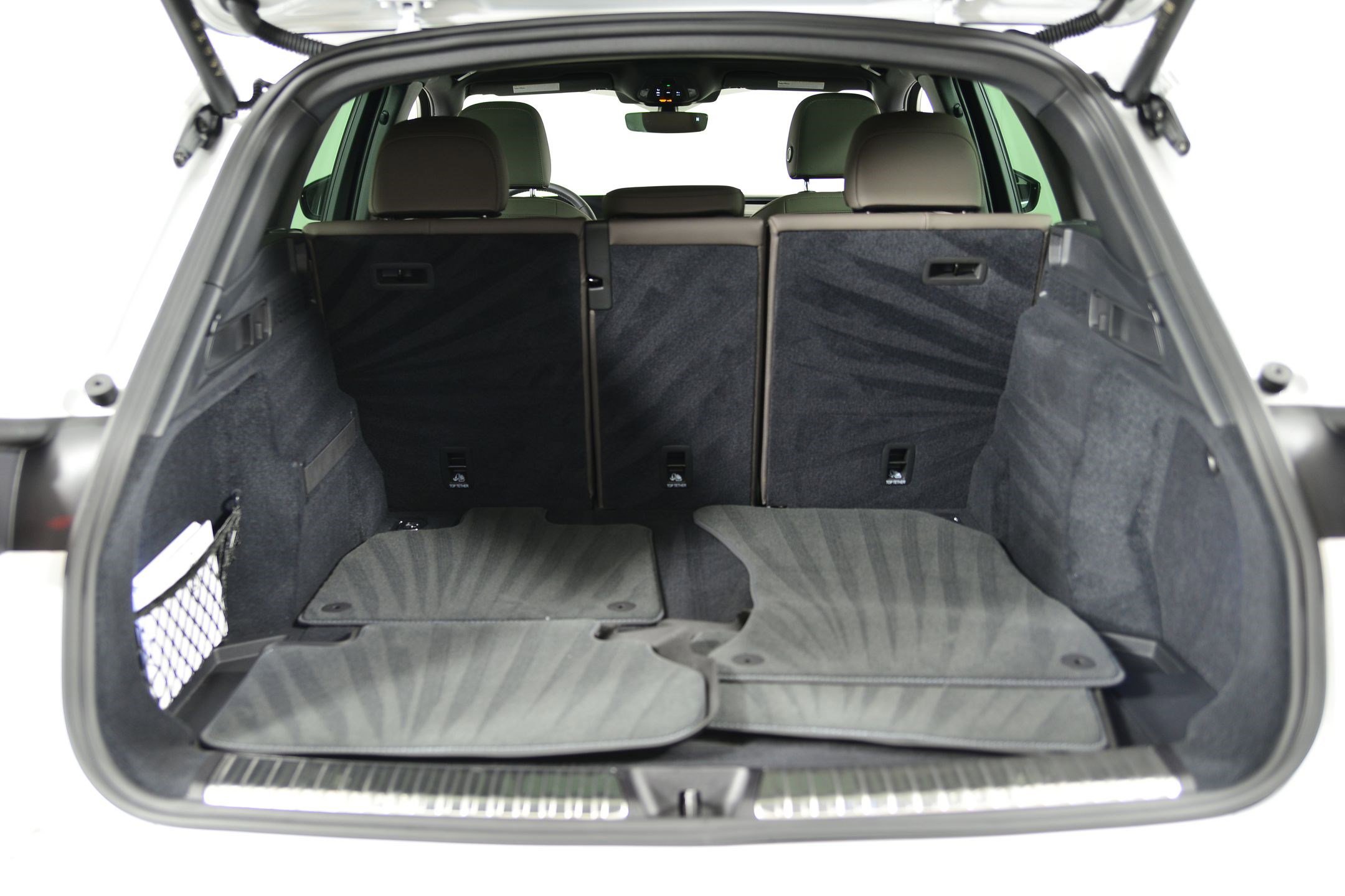 Certified 2025 Audi Q5 Premium w/ Convenience Package image 23