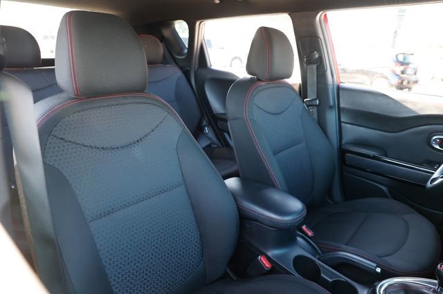Used 2019 Kia Soul + image 19