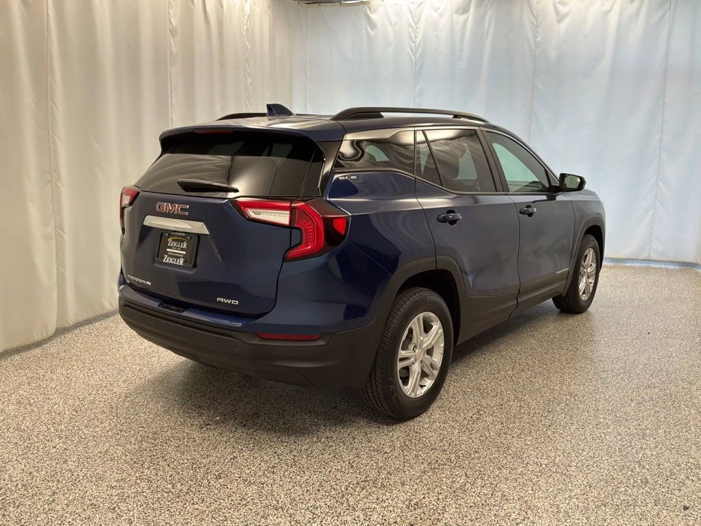 Used 2022 GMC Terrain SLE w/ Driver Convenience Package AWD/4WD image 7