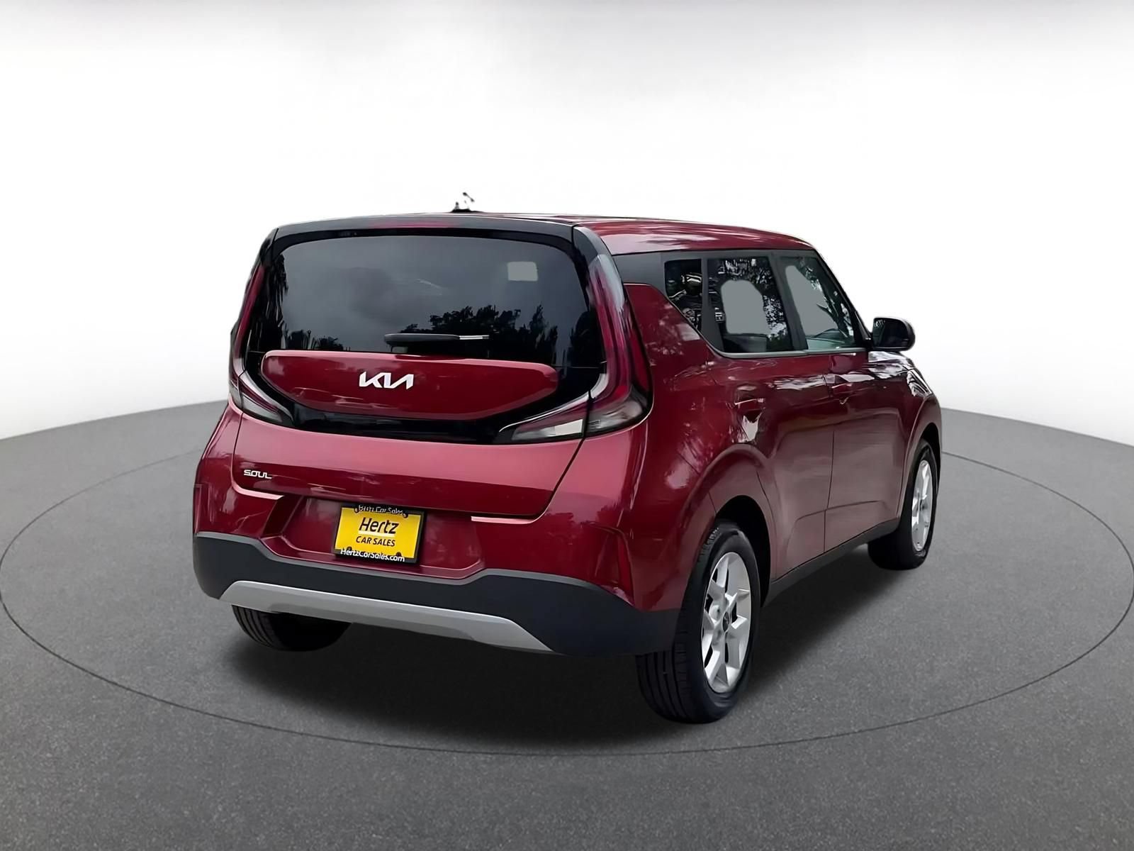 Used 2025 Kia Soul LX w/ LX Technology Package FWD image 14