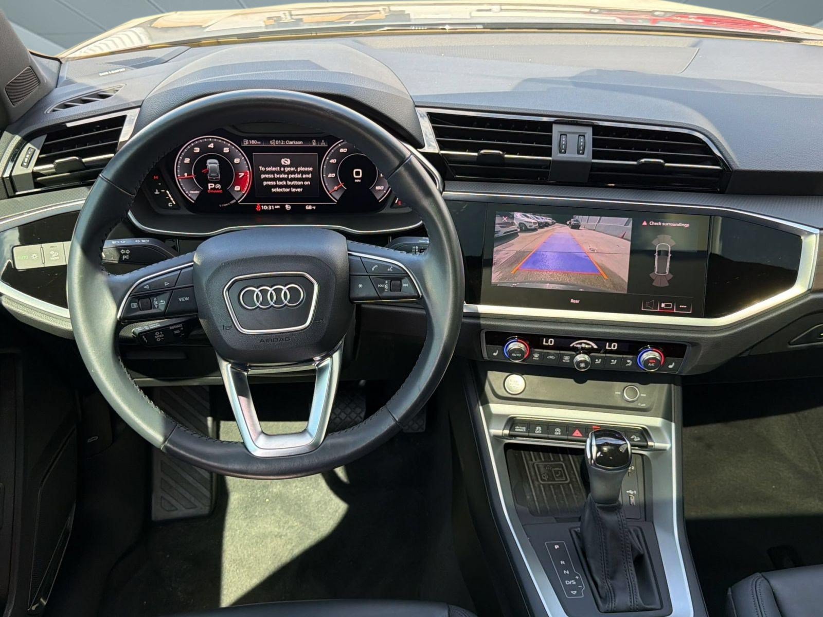 Used 2020 Audi Q3 2.0T Premium Plus w/ Premium Plus Package AWD/4WD image 28