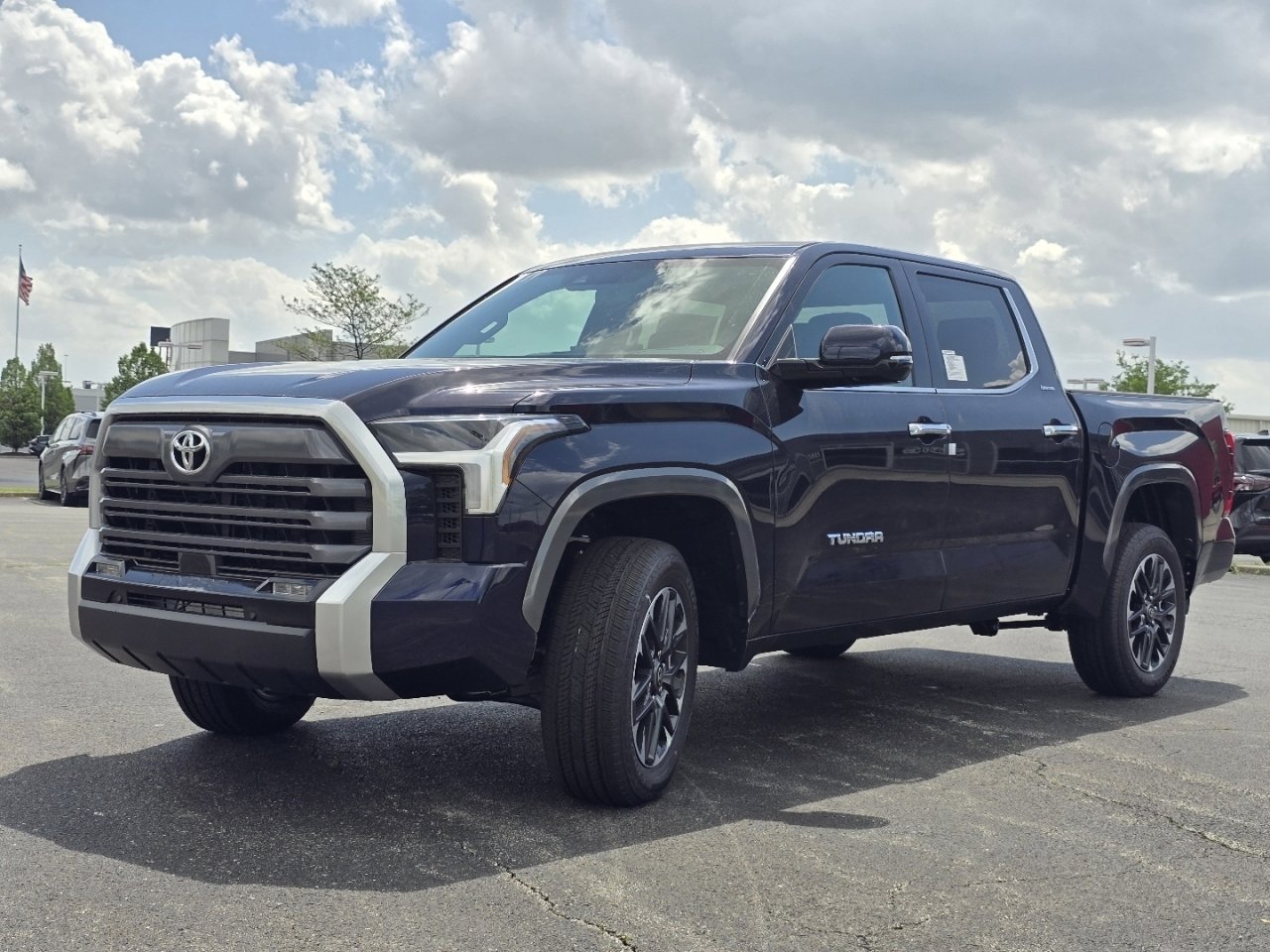 New 2026 Toyota Tundra Limited AWD/4WD image 11