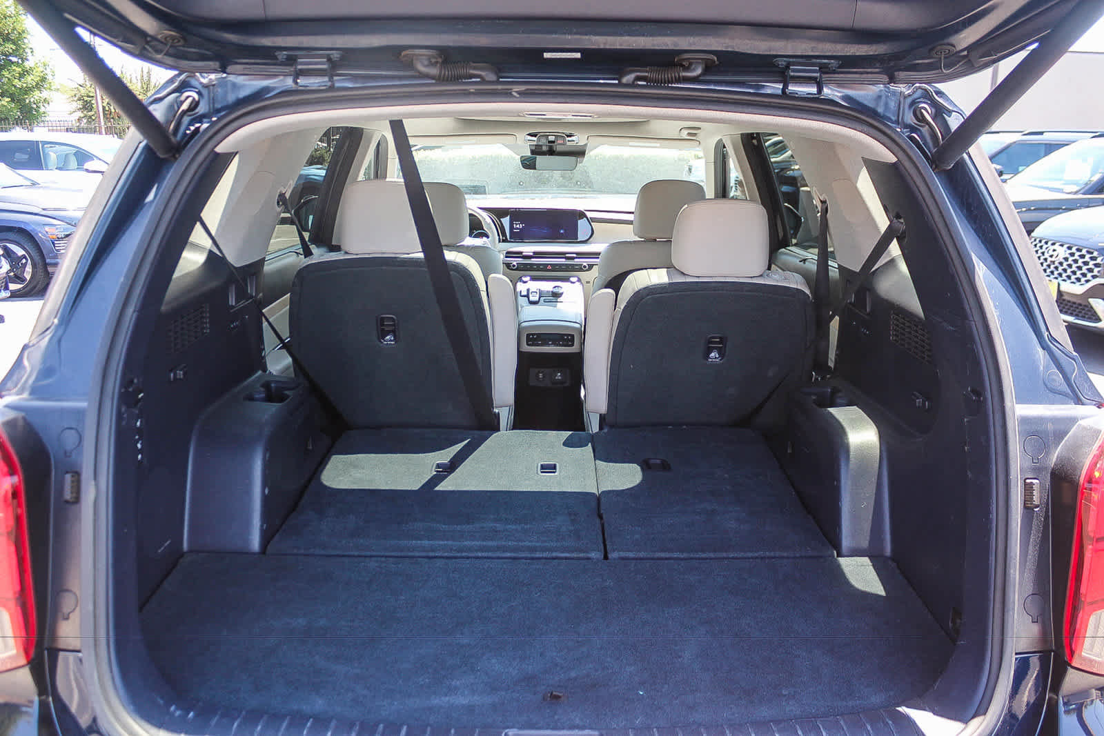 Certified 2024 Hyundai Palisade Limited FWD image 35