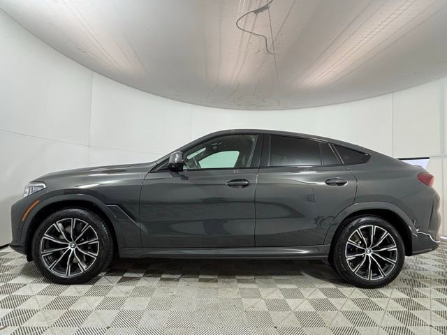 Certified 2023 BMW X6 M50i w/ Executive Package image 4