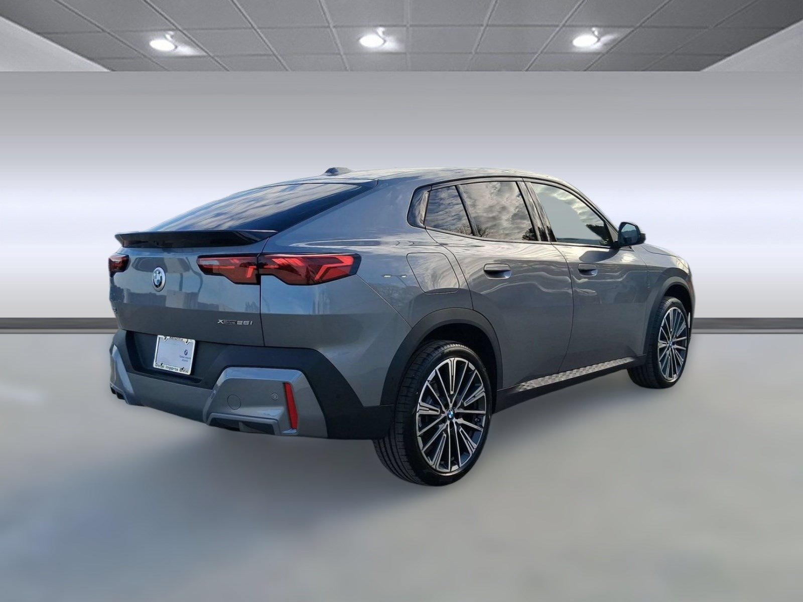Used 2026 BMW X2 xDrive28i w/ Technology Package AWD/4WD image 8