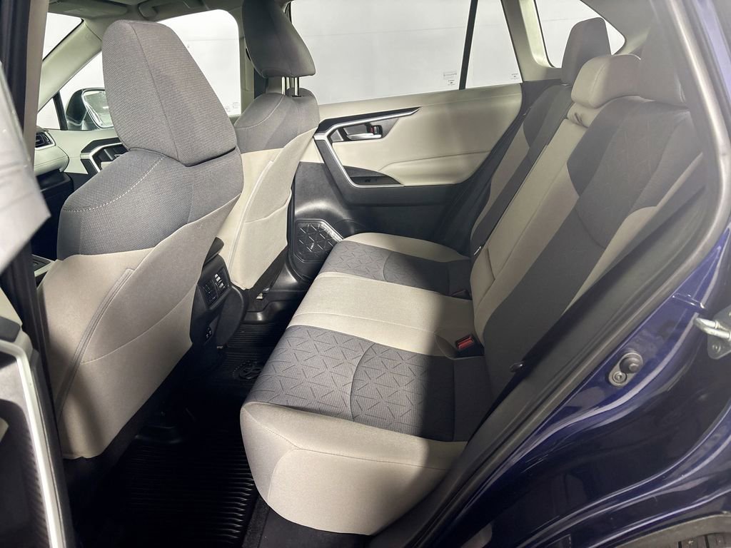 Used 2019 Toyota RAV4 XLE w/ Convenience Package image 20