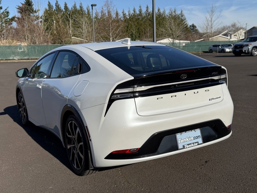 Used 2024 Toyota Prius Prime image 6