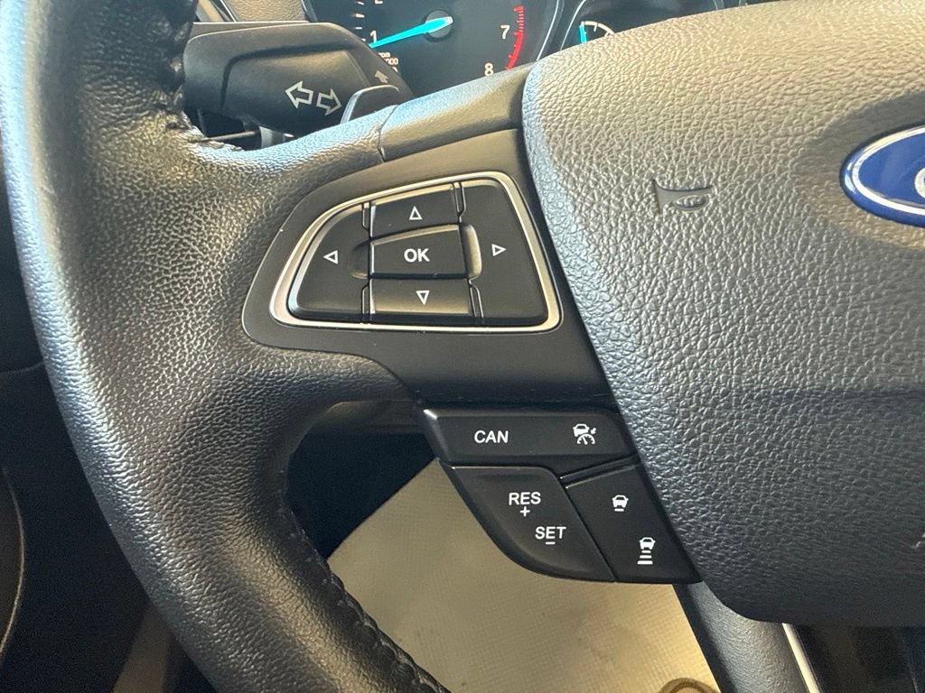 Used 2017 Ford Escape Titanium AWD/4WD image 18