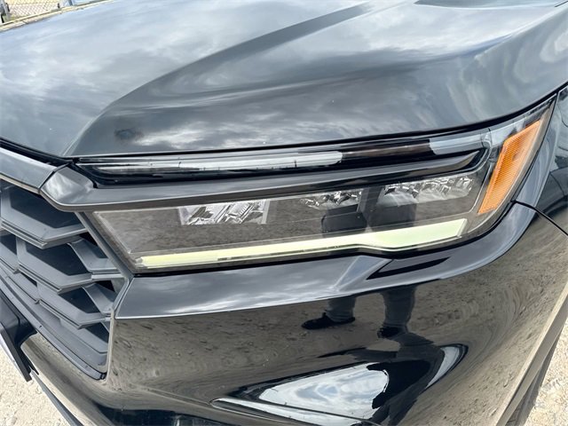 Used 2023 Honda Pilot Sport image 36