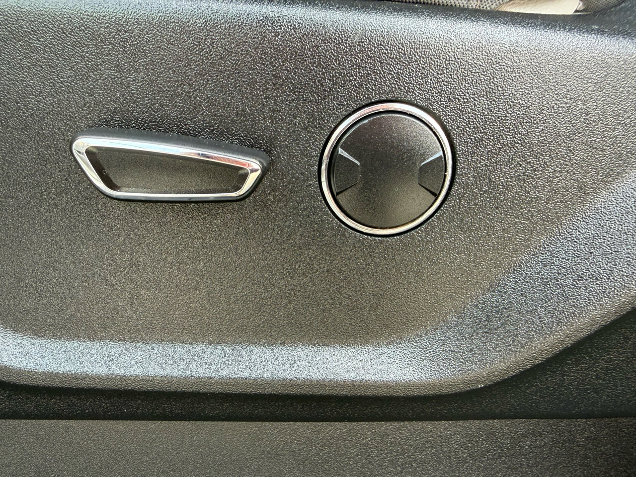 Used 2018 Ford F150 XLT w/ Equipment Group 301A Mid image 14