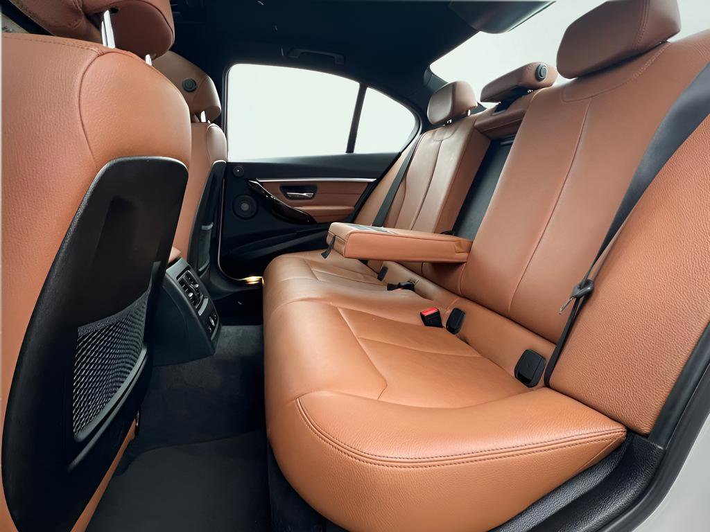 Used 2016 BMW 340i Sedan image 21