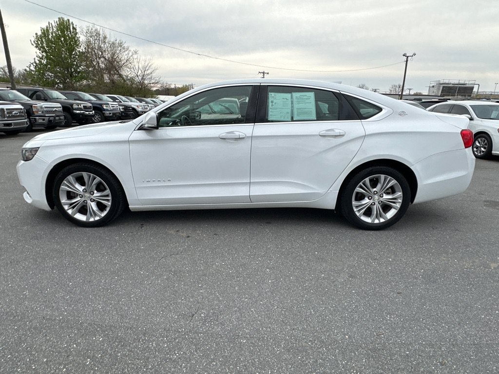 Used 2015 Chevrolet Impala LT FWD image 2