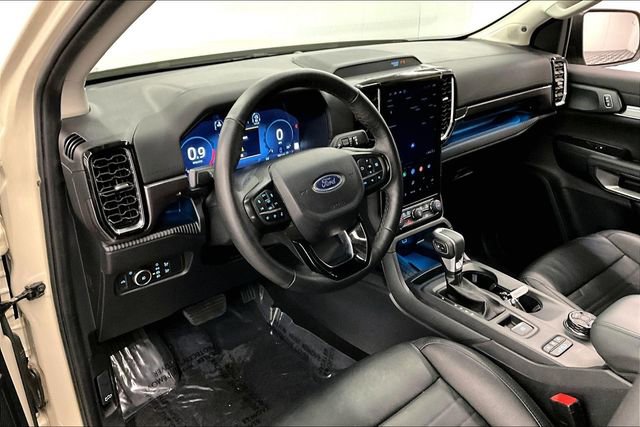 Used 2025 Ford Ranger Lariat w/ FX4 Off-Road Package AWD/4WD image 15