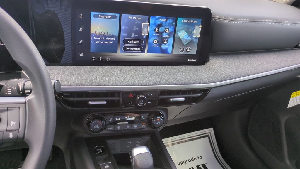 New 2026 Nissan Kicks SV w/ Cold Weather Package image 17