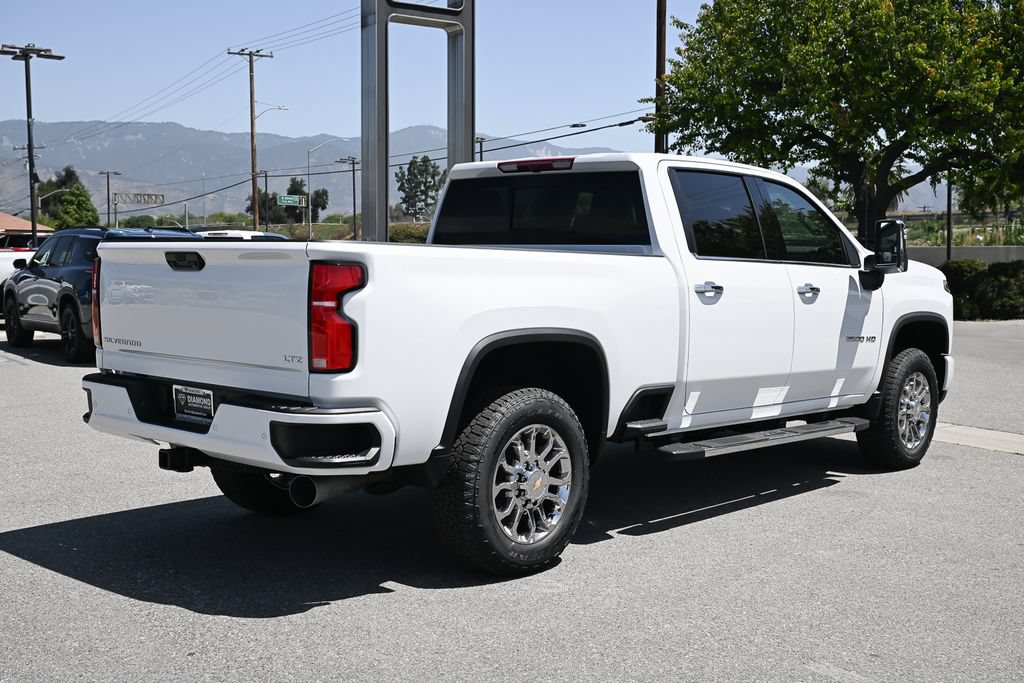 New 2026 Chevrolet Silverado 2500 LTZ w/ Z71 Chrome Sport Edition AWD/4WD image 4