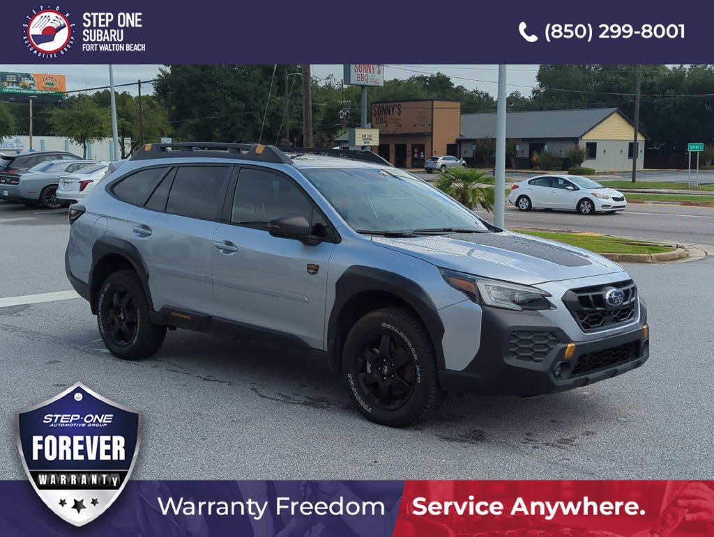 Used 2025 Subaru Outback Wilderness AWD/4WD image 9