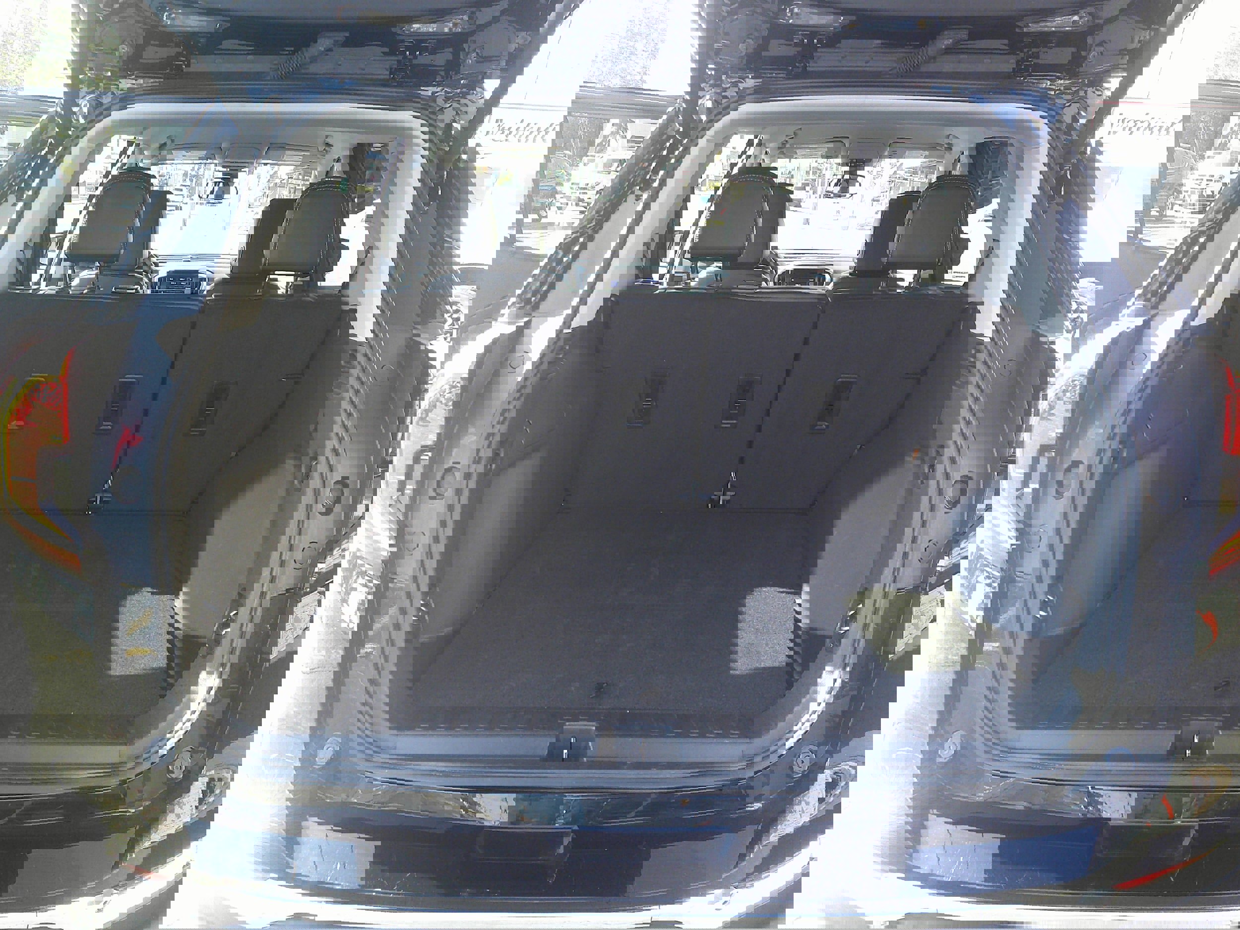 Used 2024 GMC Terrain SLT image 20