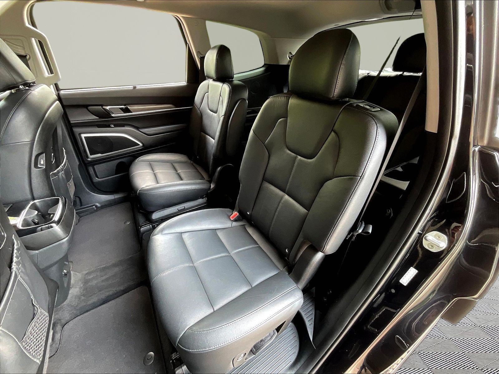 Used 2020 Kia Telluride EX w/ EX Premium Package FWD image 22