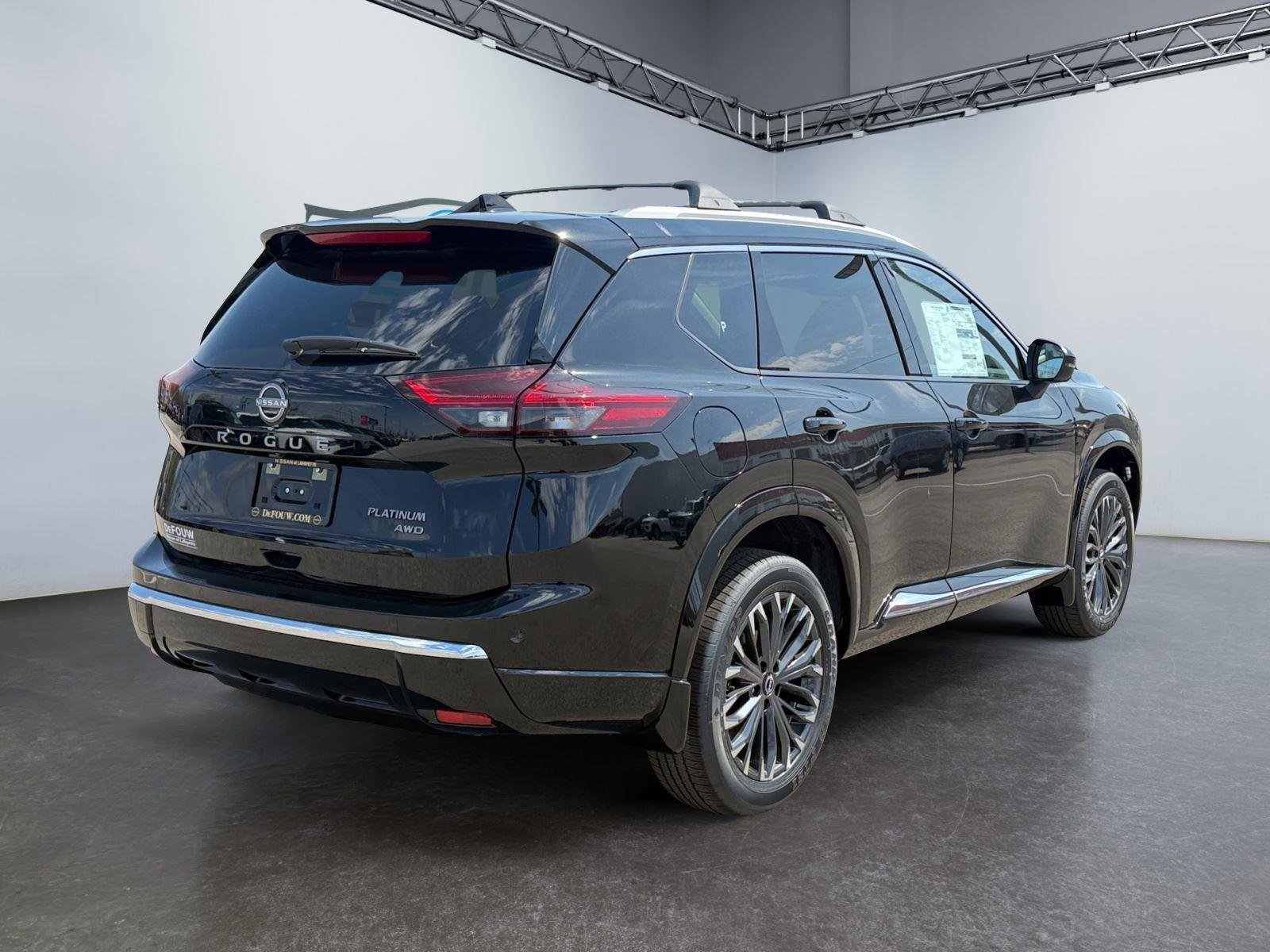 New 2026 Nissan Rogue Platinum AWD/4WD image 3