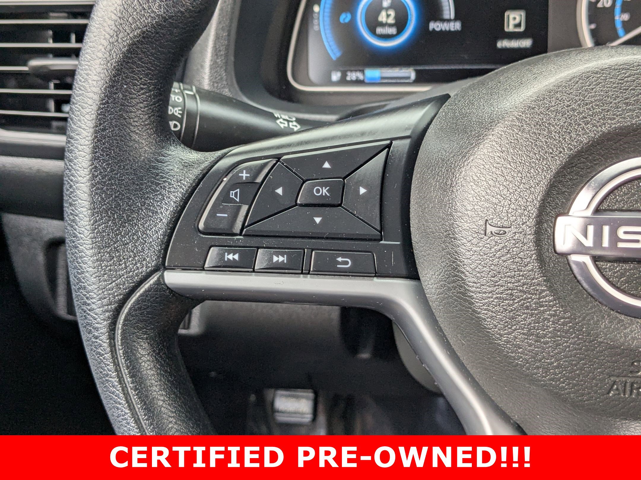 Certified 2024 Nissan Leaf S image 18