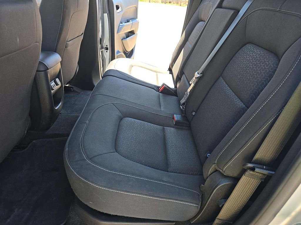 Used 2018 GMC Canyon SLE w/ SLE Convenience Package AWD/4WD image 6