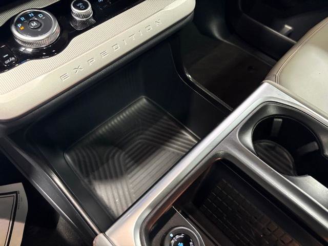 Certified 2025 Ford Expedition Active AWD/4WD image 16