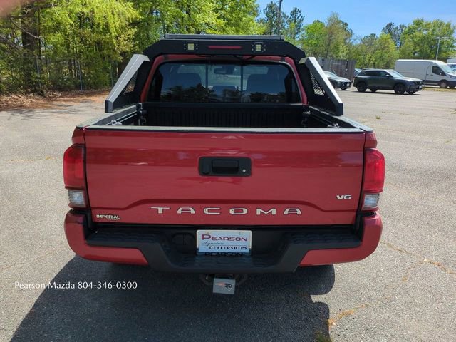 Used 2019 Toyota Tacoma TRD Sport AWD/4WD image 5