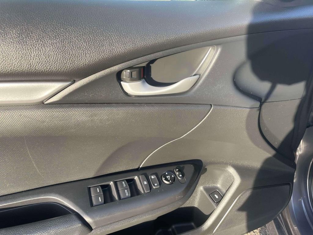 Used 2020 Honda Civic Sport image 17
