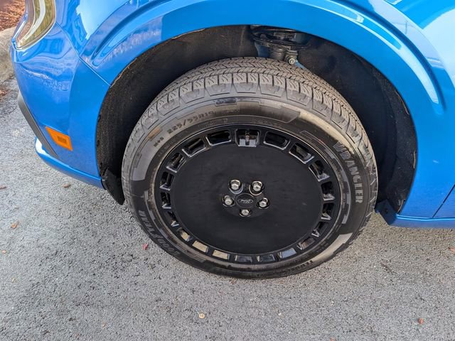 Used 2025 Ford Maverick Lobo AWD/4WD image 5