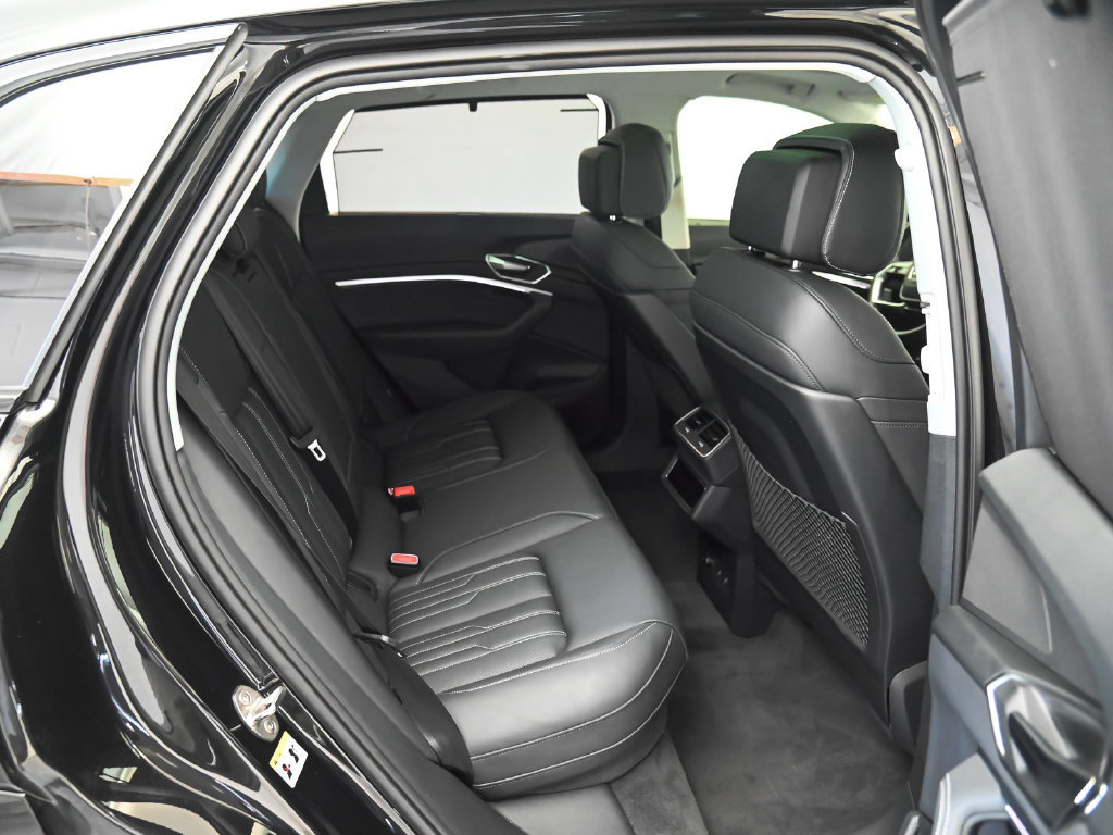 Used 2024 Audi Q8 e-tron Prestige w/ Prestige Package AWD/4WD image 35
