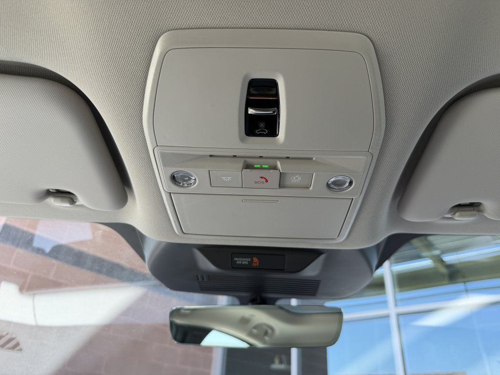 Used 2026 Nissan Leaf Platinum+ w/ Floor Mat Package (Platinum+) FWD image 27