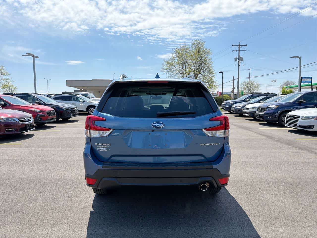 Certified 2023 Subaru Forester Limited AWD/4WD image 12