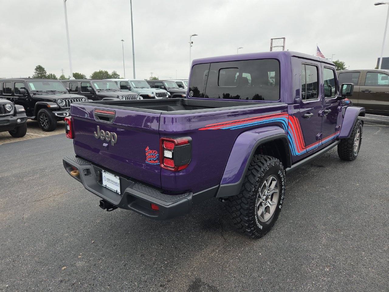 New 2026 Jeep Gladiator Sport AWD/4WD image 31