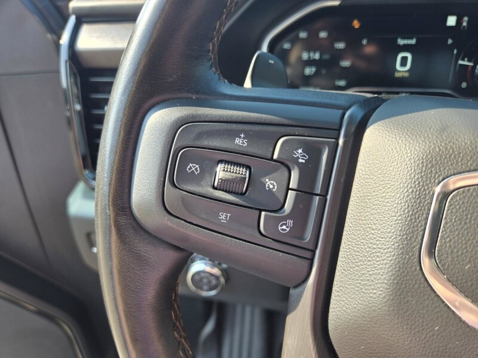 Used 2022 GMC Sierra 1500 AT4 w/ AT4 Premium Package AWD/4WD image 11