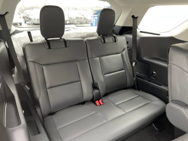 New 2026 Ford Explorer Active w/ Active Comfort Package AWD/4WD image 32