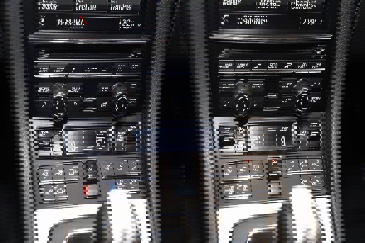 Used 2016 Porsche 911 Carrera Black Edition w/ Sport Chrono Package image 42