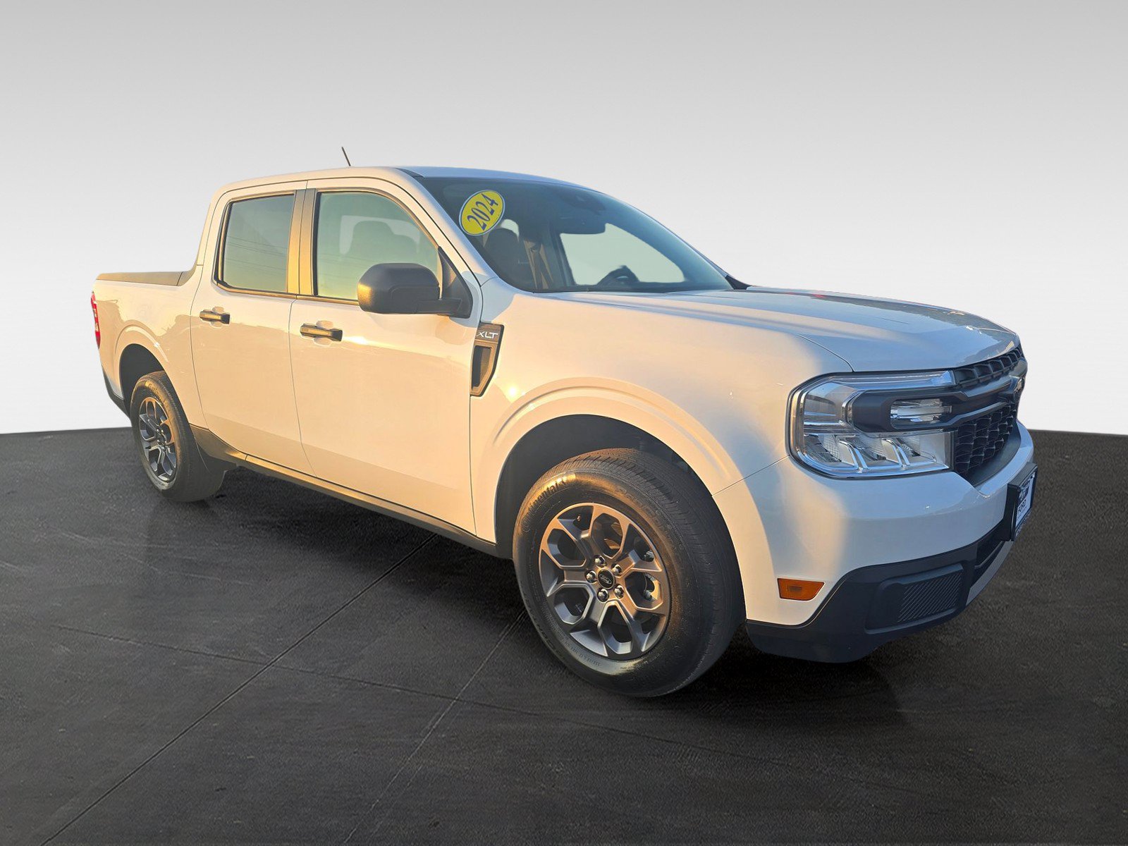 Used 2024 Ford Maverick XLT w/ Equipment Group 300A Standard AWD/4WD image 3